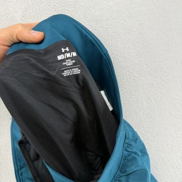 Under Armour Running Shorts Men's medium Fitted Lined Speed Pocket Workout Gym - Picture 8 of 10